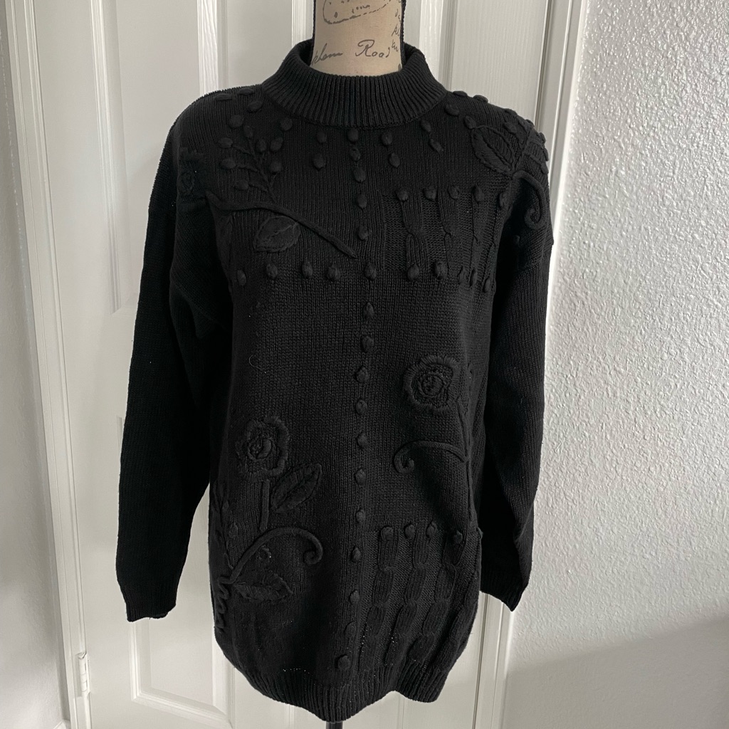 Anne Klein Pull